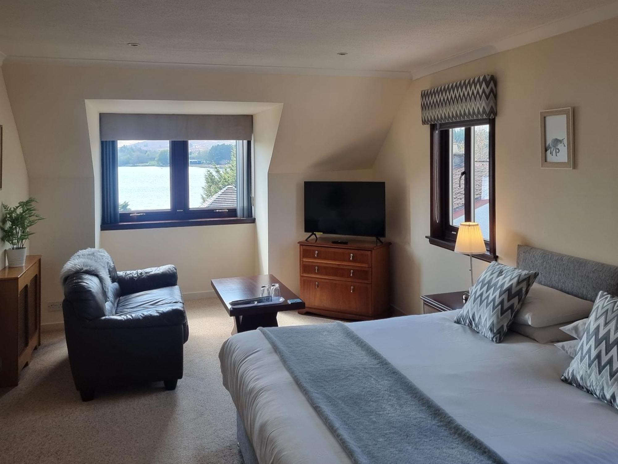 Hotel Loch View, Lairg Pokój zdjęcie