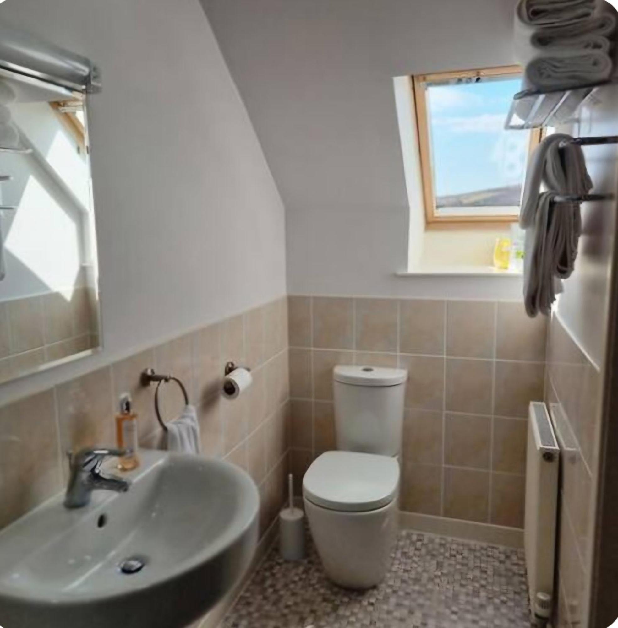 Hotel Loch View, Lairg Zewnętrze zdjęcie
